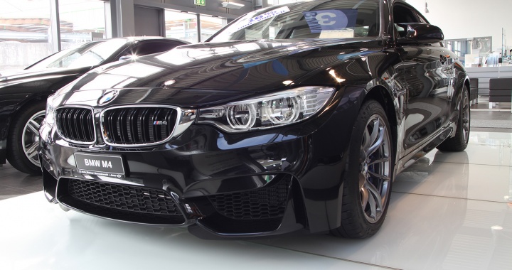 Auto Steiner | Studio Le Claire